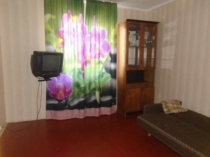 Оренда двухкімн. квартири для дівчини без комісії - фото 1