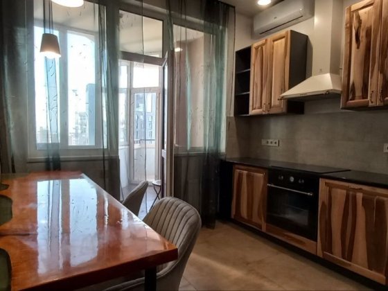 Без %, Престиж Холл, Тютюнника, метро "Палац Україна", Печерськ,