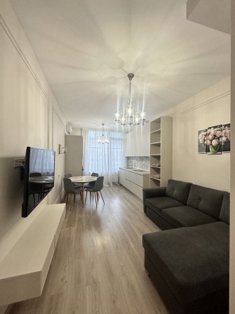 Квартира 50м2 в Tetris hall в будинку бассейном - фото 1