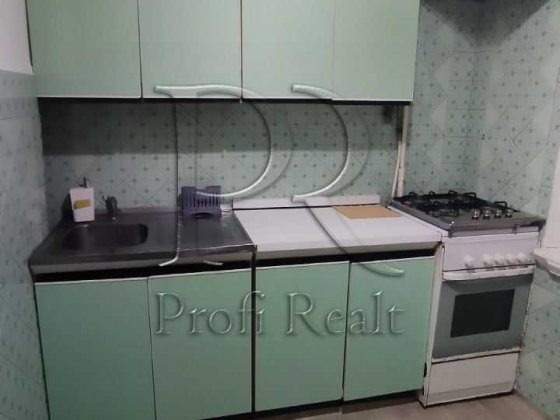 Оренда 2к квартири на Прирічній 29/метро Героїв Дніпра/Набережна