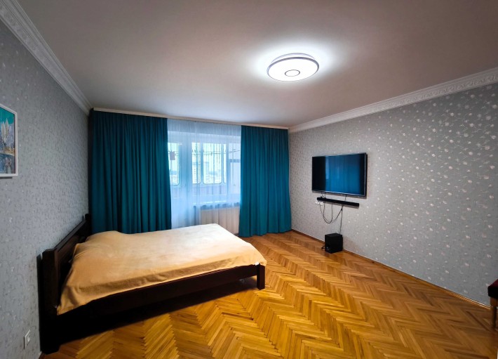 Квартира біля залізничного вокзалу Дарниця - фото 1