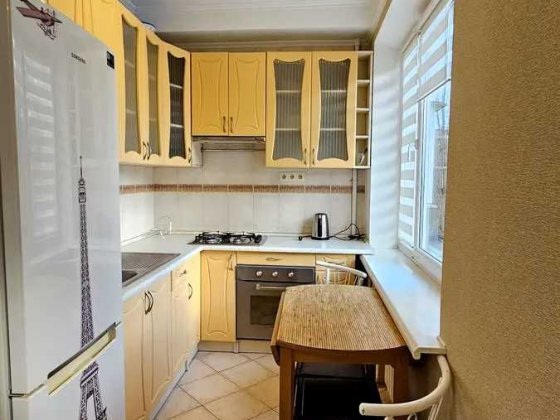 Оренда 2-кімнатної квартири біля метро Звіринець Київ