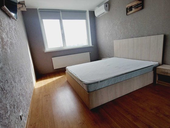 Сдам 1 комн.квартиру, проспект Европейского Союза 41-Д, ЖК V-Квартал