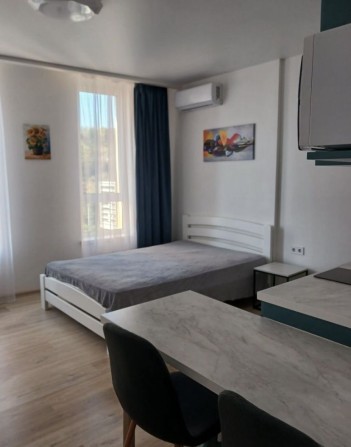 Чудова 1к студія,30кв, ЖК Світлопарк, м Видубичі пішки - фото 1