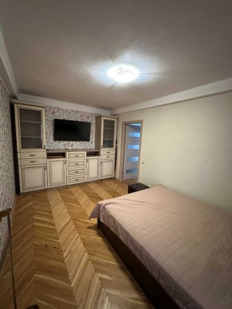 Здам роздільну 2 к квартиру біля ВДНГ - фото 1