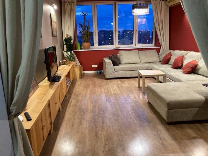 Без комісіі, Осокорки, пр-т Бажана, 10/ліфт- вода є під час відключень - фото 1