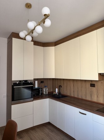 Простора 3к квартира, Голосіївський, поруч метро Васильківська,власник - фото 1