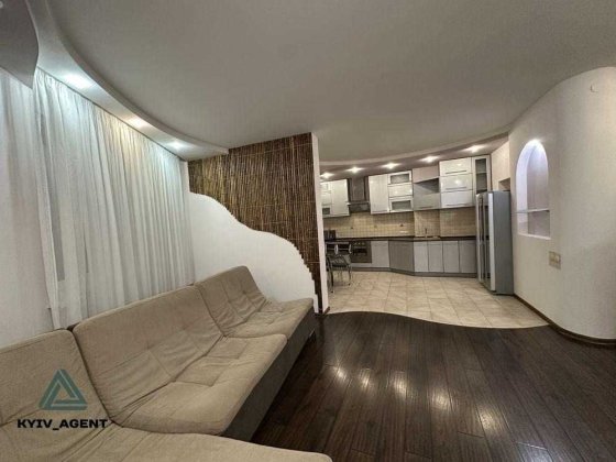 Локація- ТОП!!! 3-к по вул. Урлівська 11/44 біля RIVER MALL ! Є ВІДЕО! Київ