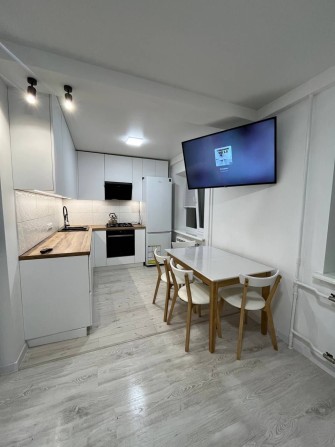 Оренда 2к. кв. Русанівка, б. Шамо 13 - фото 1