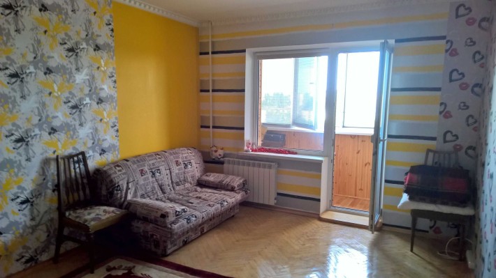 Аренда 1-комнатной квартиры у метро "Черниговская" (ул. Миропольская) - фото 1