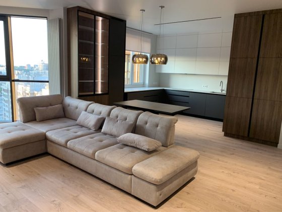 Сучасна видова квартира 137 м в оренду від власника вул Верхогляда 14А