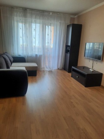 большая современная 1-к.квартира с мебелью и техникой на  пл. Шевченка - фото 1