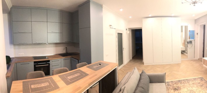 Класна 1 К квартира в урядовому кварталі,Інститутська 18 - фото 1