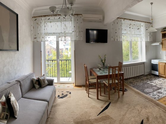 Без %  2к.Укр Героїв.площа..сдам Киев