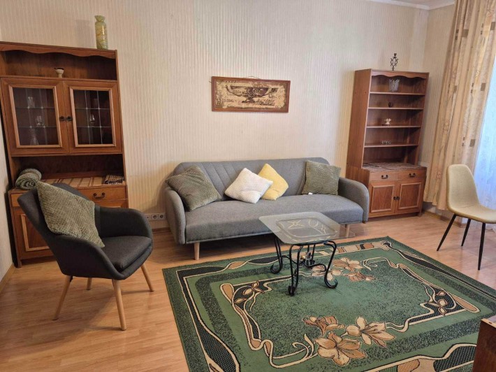 Здам без комісії квартиру в 5 хвилинах хотьби до метро Палац Україна. - фото 1