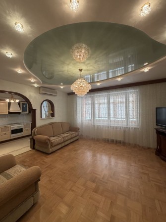 Оренда 3 к квартири метро «Печерська «,бульвар Лесі Украінки 21 - фото 1