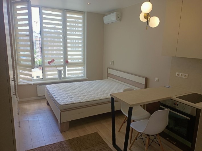 Печерськ, Новопечерська Вежа, Бойчука 41 б, без застави - фото 1