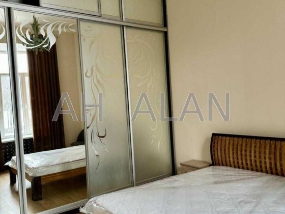 Аренда 2-кімнатної квартири, 55 кв.м. Музейний провулок 8б Центр Київа