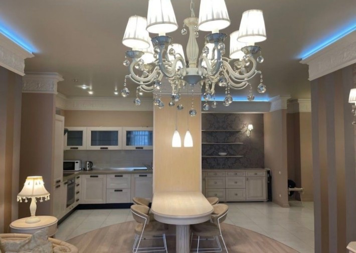 ГЕНЕРАТОР Оренда Дизайнерської 2 кім.кв.  бул.Л.Українки,7а Печерськ - фото 1