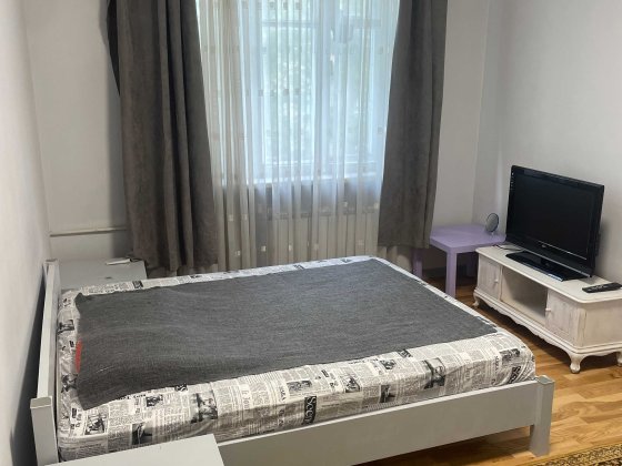 Классная 2х ком. кв. 57 м2, переулок Леопольда Ященка. Без комиссии.