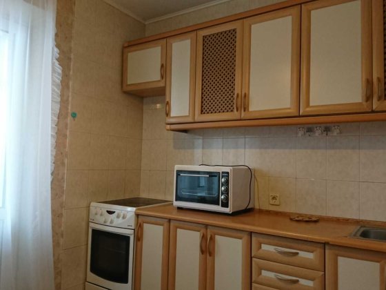 Оренда 1-к квартира, вул. Миропільська, 25 (метро Чернігівська / Дарниця). Ринок Юність. Киев