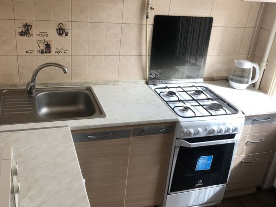 Оренда 2-К квартири ГАЗ  метро Голосіївська 1 хв пр.Голосіївський 74