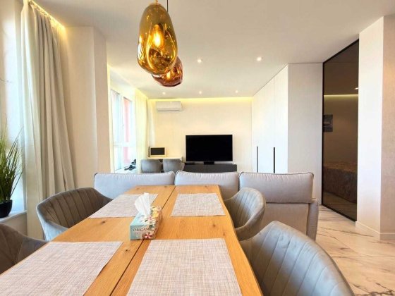 Оренда видової квартири в ЖК ДОК 32 БЕЗ % для орендаря!Поділ,центр- 5 хвилин Київ