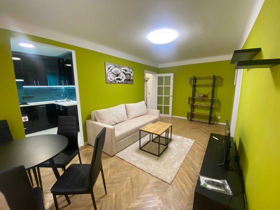 Оренда 2-х Константинівська, Поділ