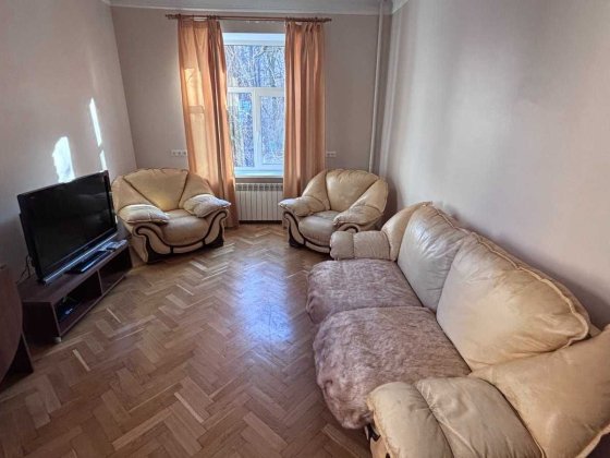 Оренда 2к квартири по вул.Підвисоцького, Печерськ, метро "Звіринецька" Київ