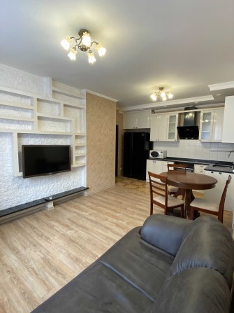 Пропонується у довгострокову оренду сучасна  квартира в жк ліко град - фото 1