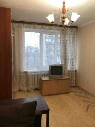 Здаю однокімнатну квартиру (гостинка) в Дніпровському районі! - фото 1