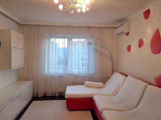 Оренда 2 кімнатної квартири Позняки, вул. Крушельницької