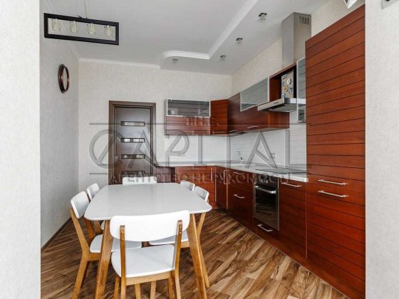 Оренда стильна 3-кімнатна квартира на набережній Оболонь Парк Наталка Киев