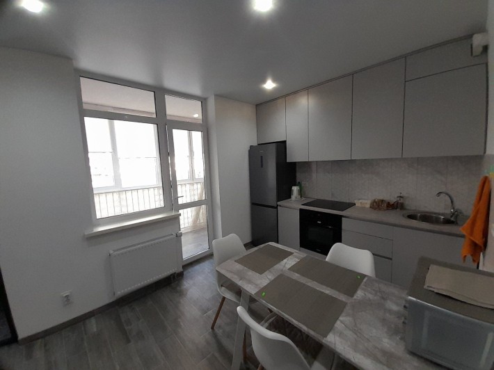 Тираспольская 58, ЖК "Місто квітів", 2/16 эт, евроремонт, 41 кв м - фото 1