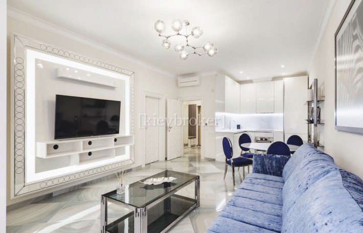 Оренда без комісії  65м2 6 поверх Ділова 4 Олімпійська Tower генератор - фото 1