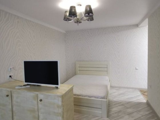 Здам 1кiмн квартиру на Русанiвцi, Ентузiастiв 29 Киев