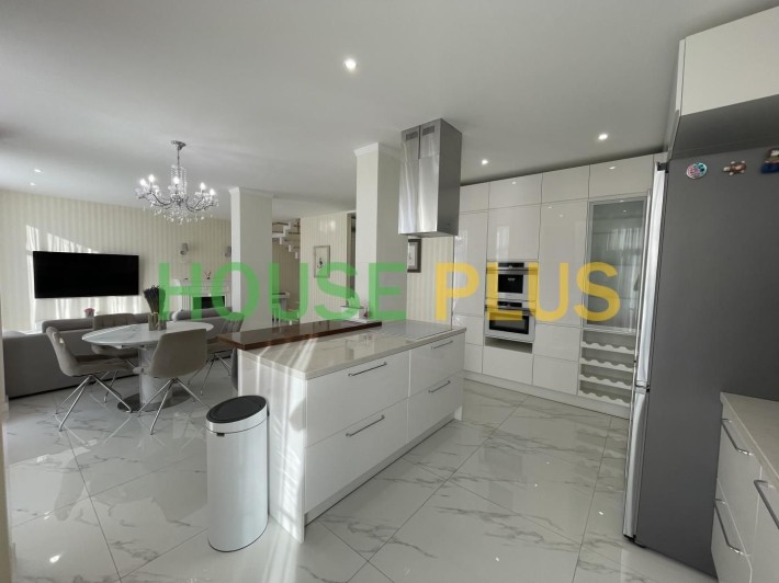 Оренда VIP-Пентхаусу з терасою Комфорт Таун Comfort Town - фото 1