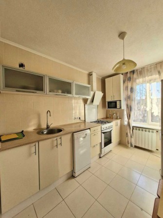 Оренда  3  кім. кв. вул. Автзаводська 89.  Мінський масив. Оболонь. - фото 1