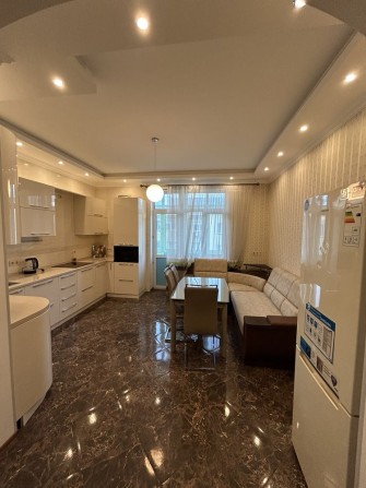 ОРЕНДА 2-х кімнатної квартири, 90кв м. Подільський район - фото 1