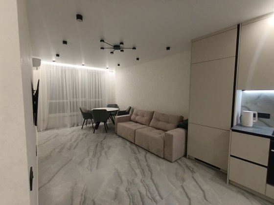 Грекова, 4, Варшавский квартал-2, Ретровіль