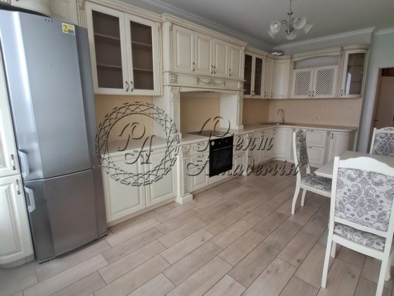 Оренда просторової затишної 1-кв. по вул. Феодосійська, 2-Л Київ