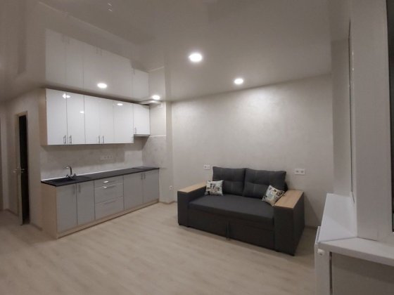 Вільна студія м.Теремки пішки 15 хв. Киев