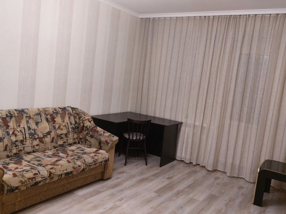 Оренда 1 кімнатної квартири Печерський спуск 8