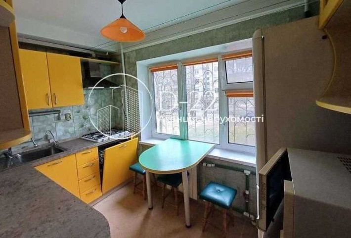 Оренда 2к квартири Нивки, Сирець. - фото 1