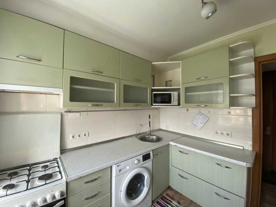 2-кімнатна квартира 3 хв до метро Лівобережна- вул. Сверстюка,8