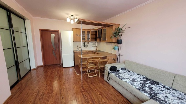 проспект Григоренка 22/20  метро Позняки 45 кв.м. - фото 1