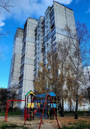 Здається в оренду 3-кімнатна квартира вул. Севастопольська, 17 Дарниця - фото 1