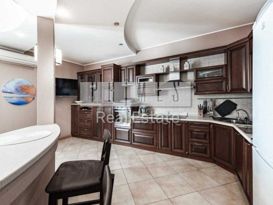 Оренда 5к квартири, вул. Антоновича, 10, Голосіїво