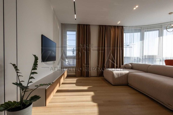 2 кімнатна кв 73м² ЖК "White Lines" 2хв м.Голосіївська є генератор тварини - фото 1