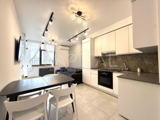 Оренда 2-кімнатної квартири в ЖК «Варшавський» Киев